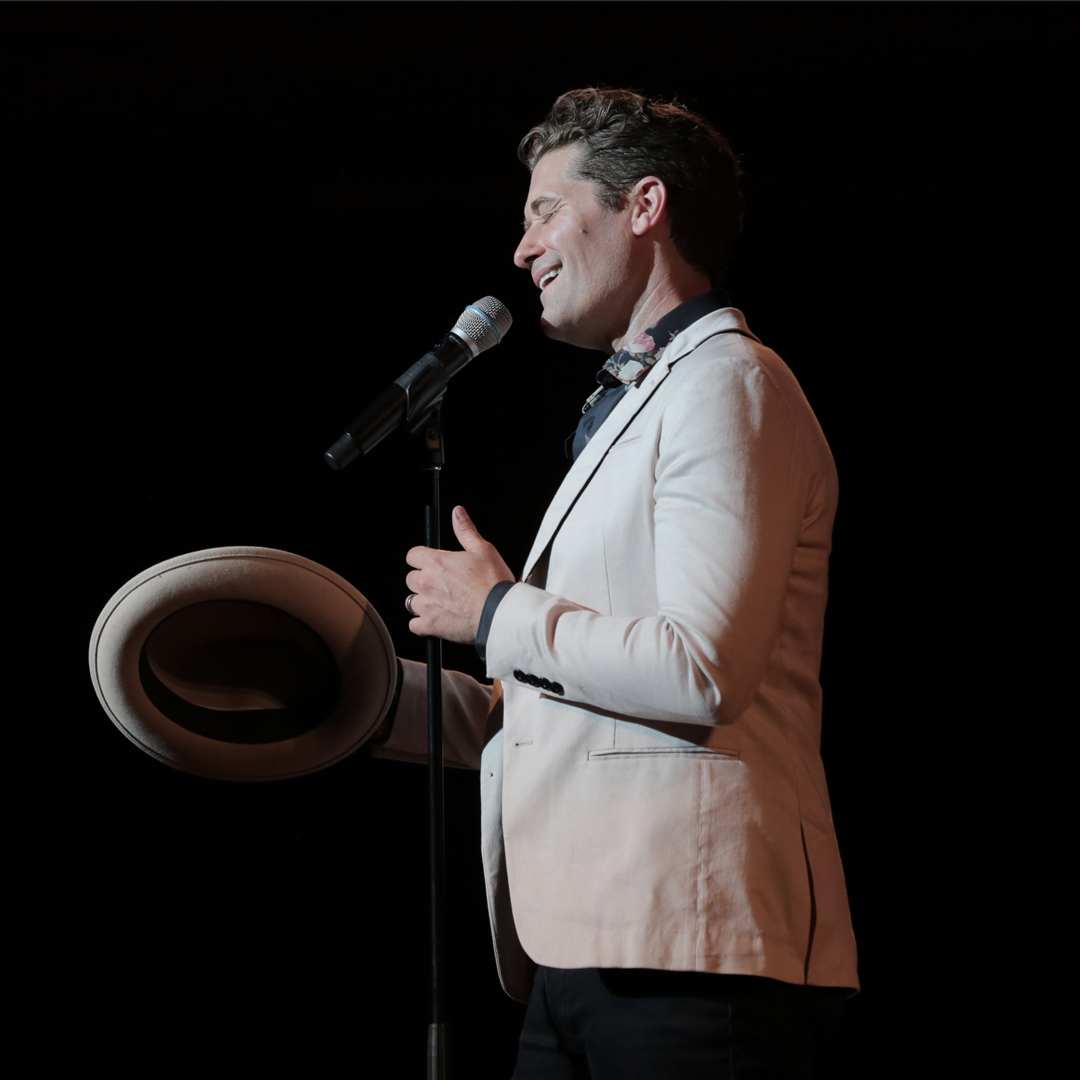 Matthew Morrison performance. (Photo by Kirk R. Smith/DeBartolo Performing Arts Center)